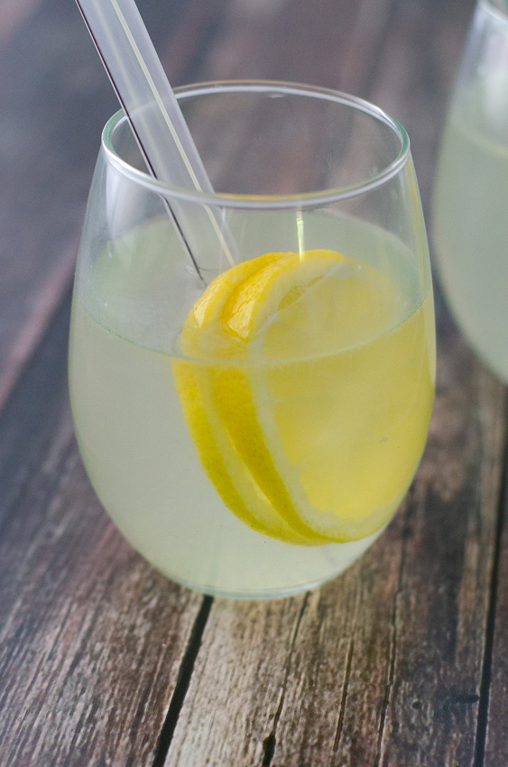 SteviaSweetened Lemonade The Harvest Skillet